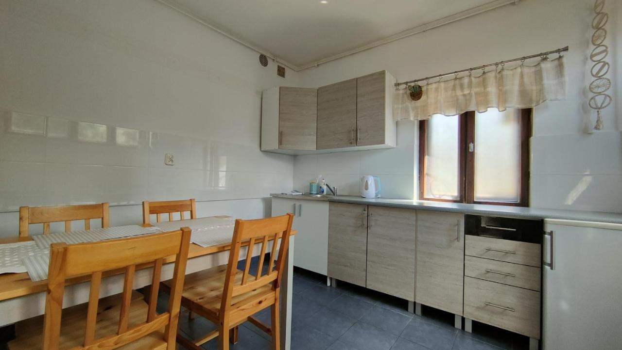 Vega Homestay *